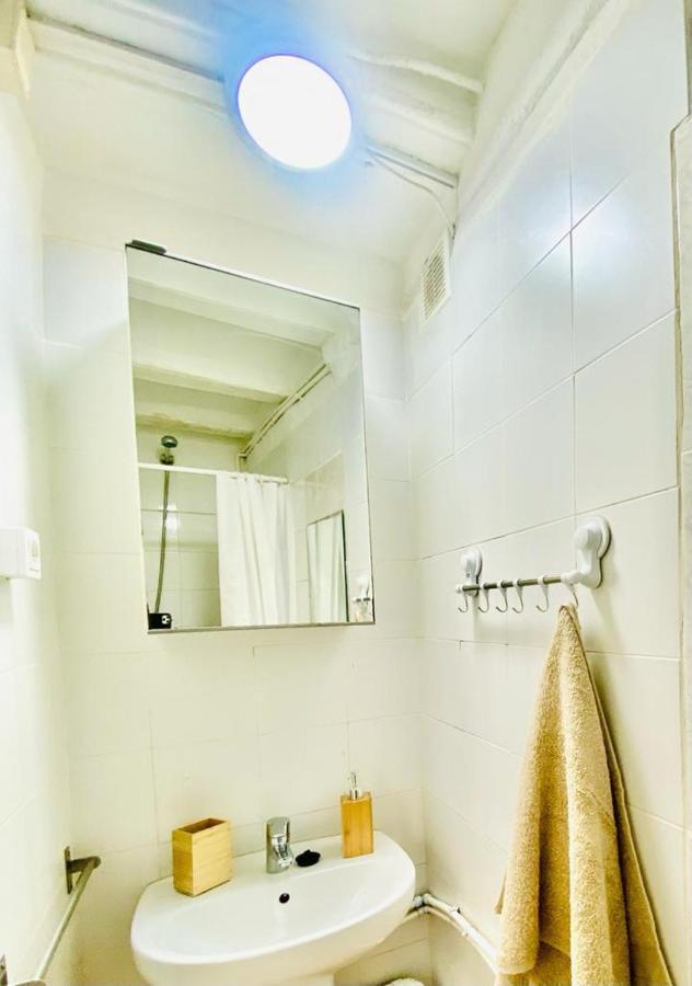 112 Santa Caterina In Apartment Barcelona Bagian luar foto